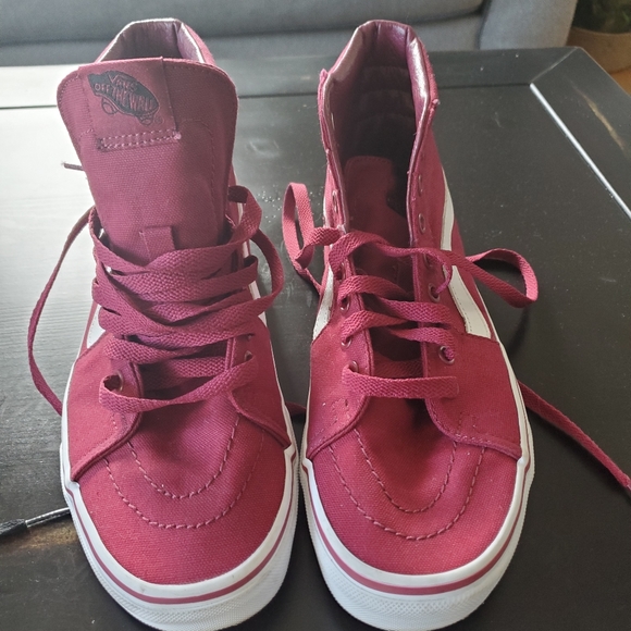 VANS - Picture 2 of 4